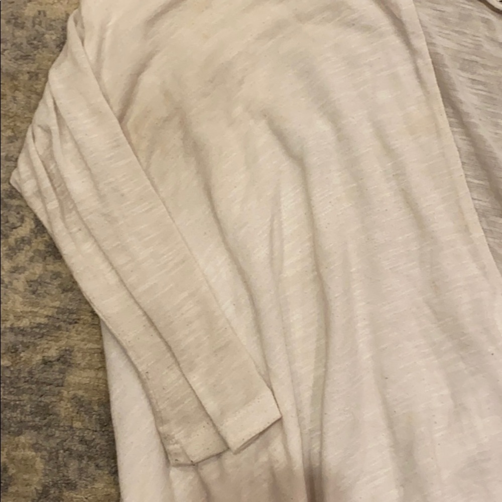 WHITE WRAP TOP - Picture 2 of 4